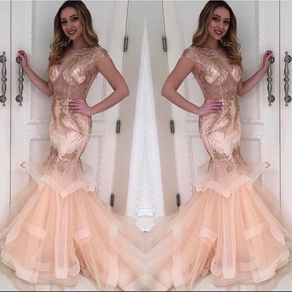 JOVANI size 4 gown